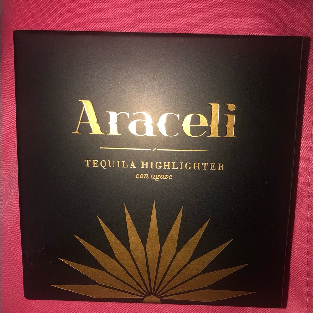 Araceli highlighter
